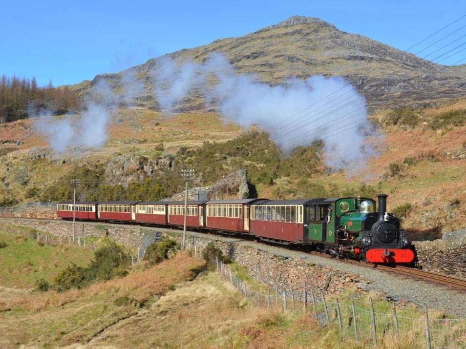 Snowdonia Miners Cottage 블레노페스티니오그 외부 사진